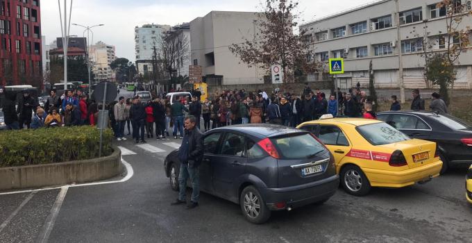 Studentet nuk ndalin protesten - Ja drejt cilave institucione marshojne sot